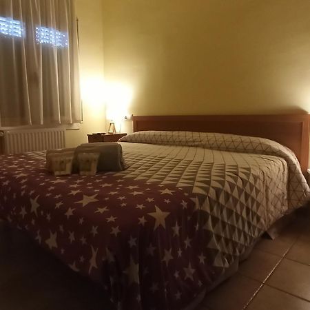 Pagés Villa Sant Climent Sescebes Kültér fotó