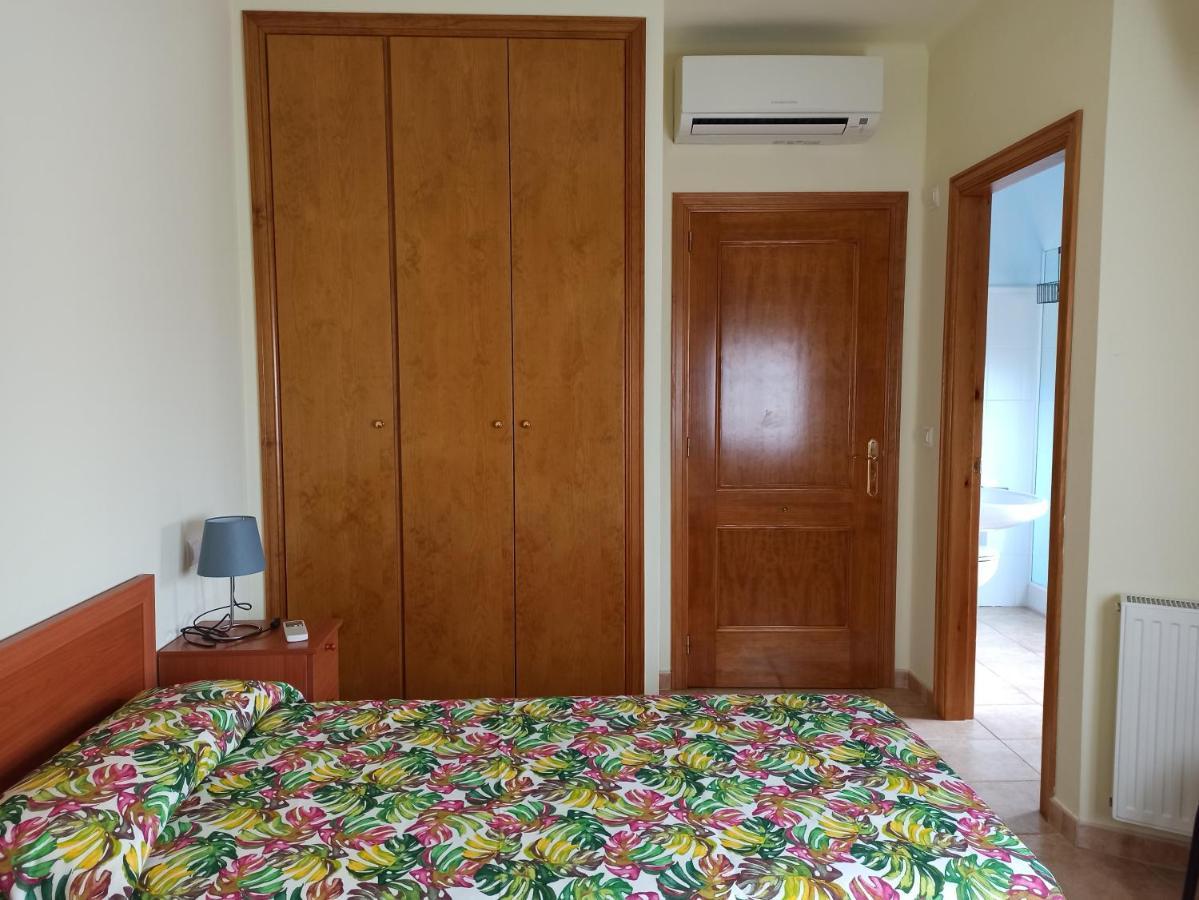 Pagés Villa Sant Climent Sescebes Kültér fotó